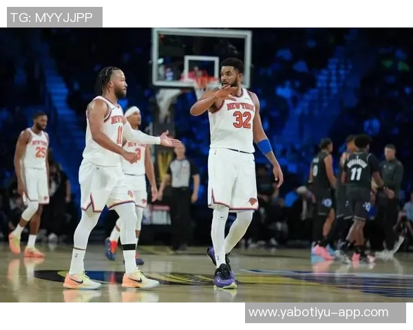 德里克奎因表现抢眼13号秀高效砍下15分6板2帽并导致文班六犯