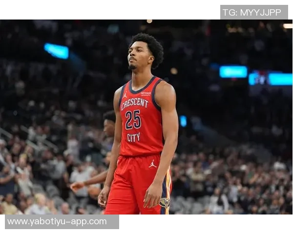 墨菲22投12中砍下34分9篮板5助攻2抢断1盖帽三分球表现出色